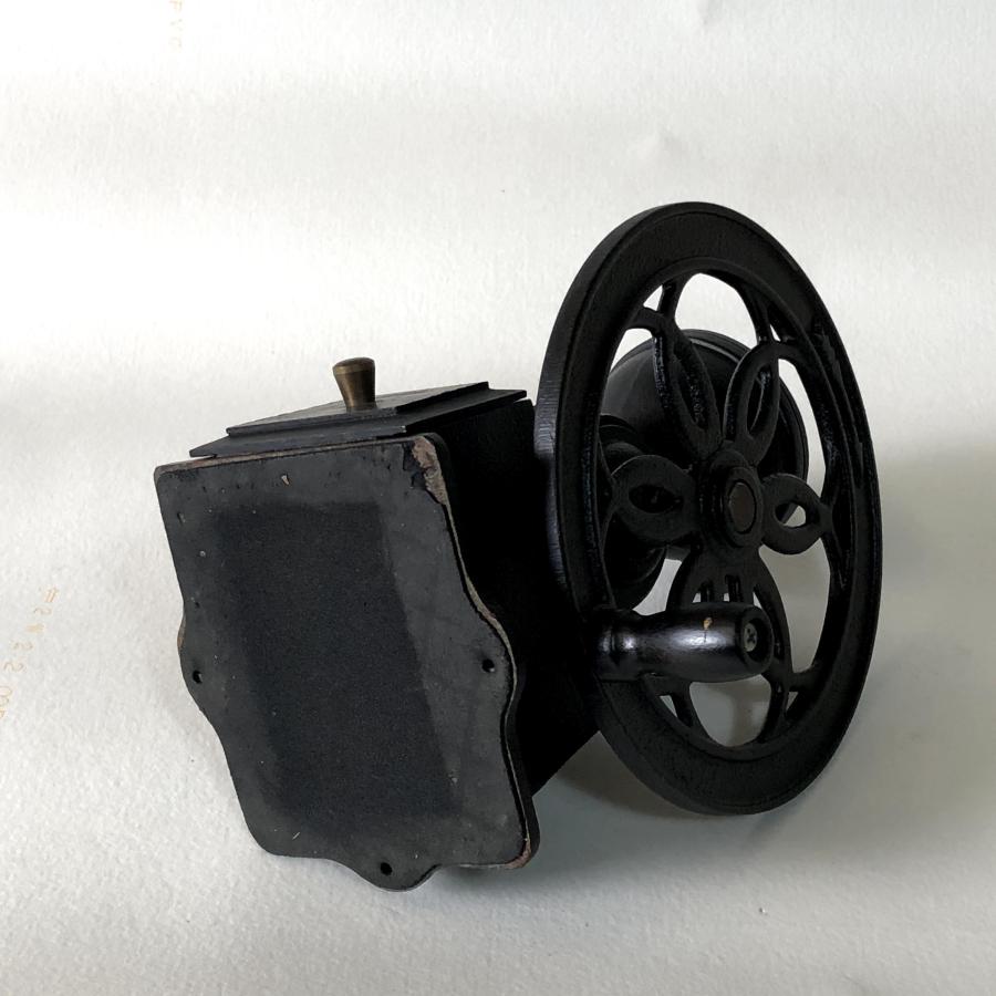 分解掃除済み！Kalita カリタ 珈琲ミル 手挽き 手動式 ダイヤミル