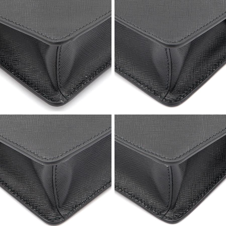 【近年モデル・美品✨】プラダ セカンドバッグ ポーチ サフィアーノレザー 大容量 プラダ セカンドバッグ/クラッチバッグ/トラベルポーチ バッグ