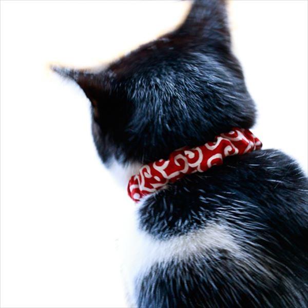 子猫 成猫用 シュシュ 唐草 猫 鈴 首輪 セーフティ ゴムタイプ フェレットにも 3 015 猫雑貨 招福 通販 Yahoo ショッピング