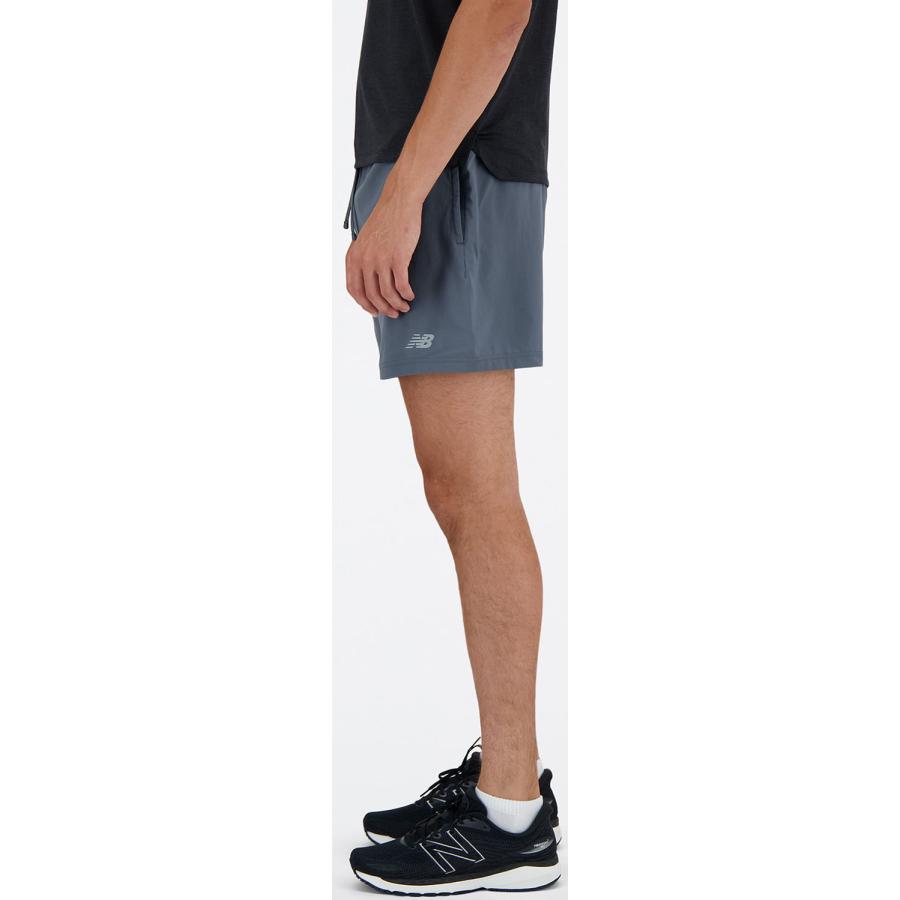 New Balance（ニューバランス） New Balance Sport Essentials ショーツ5インチ インナーつき ...