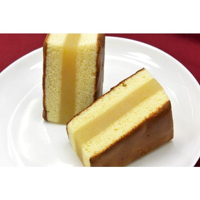 柚子シベリア　2枚のカステラに羊羹を挟んだ和菓子 | 