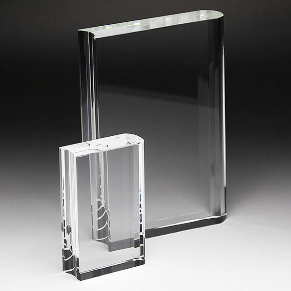 名入れ 彫刻 クリスタル盾 ブック型 大小2サイズ オリジナル彫刻 刻印 記念品 受賞 記念 |  | 01