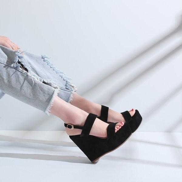 新発売 サンダルレディース黒走れる 厚底ウェッジソールウェッジソールシューズフォーマルパーティーパンプスハイヒールストラップ通勤旅行二次会結婚式代30代40代 サンダル プレゼントラッピングの場合 00円料金追加致します Www Sustentec Com Br