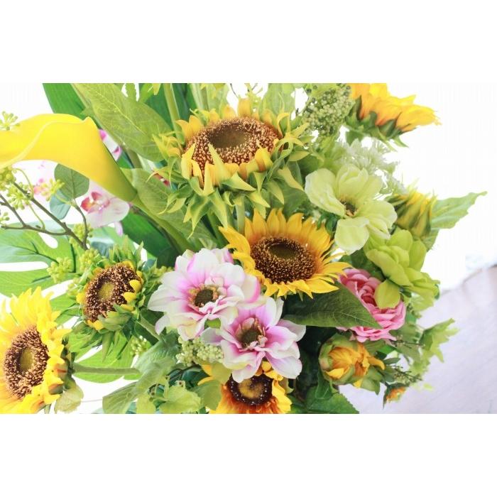 造花 ヒマワリとカラーの豪華なフラワーアレンジ造花 シルクフラワー ひまわり 向日葵 Ct触媒 1704 9948 シルクフラワーの山久ヤフー店 通販 Yahoo ショッピング