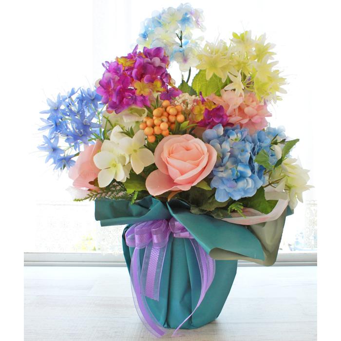 造花 あじさいとダイヤモンドリリーのやさしい色合いのアレンジ