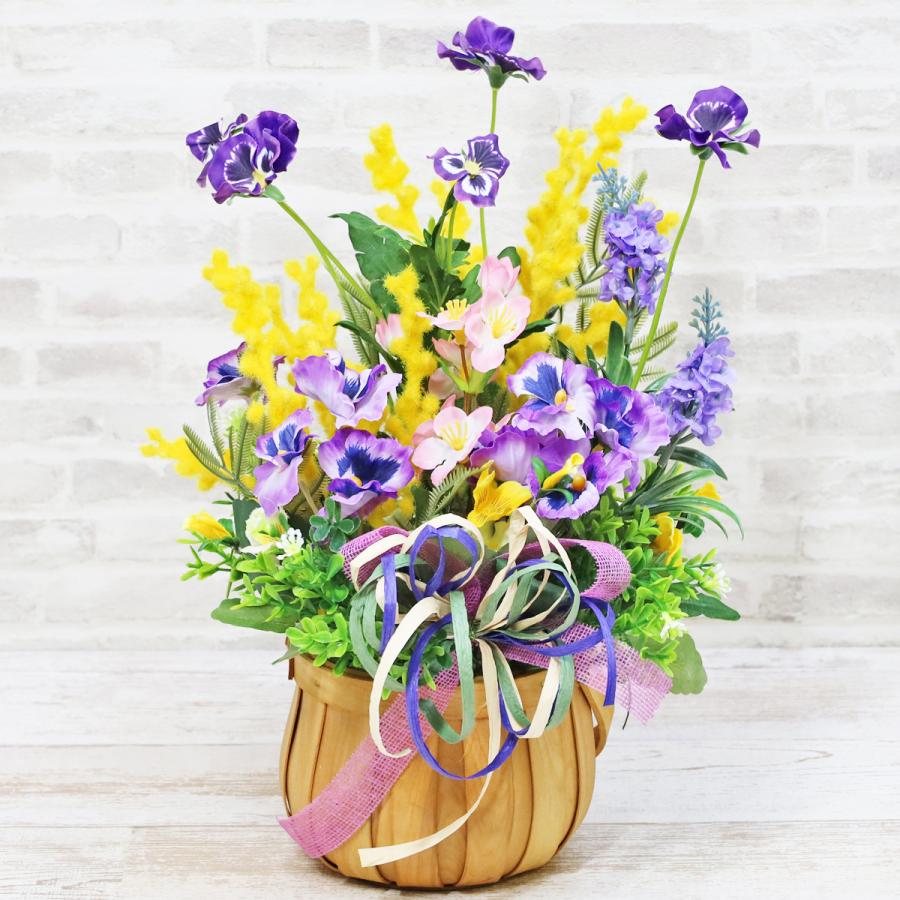 造花 パンジーとミモザのバスケットアレンジ シルクフラワー CT触媒
