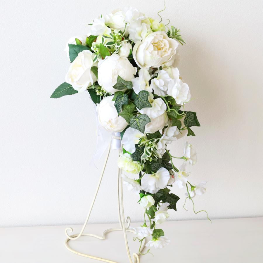 造花 ホワイトローズとスイートピーのキャスケードブーケアレンジ