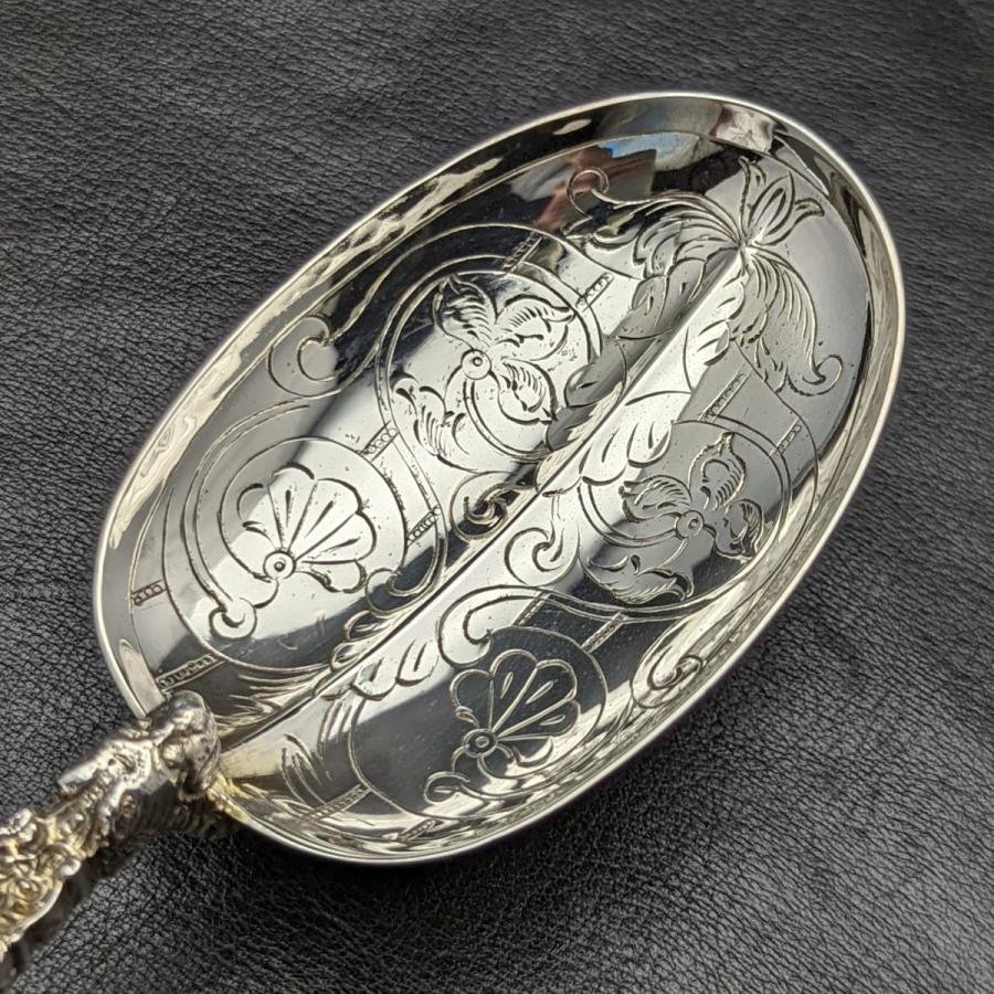 ☆関税込☆1902年 英国アンティーク 純銀製 大型アノイティングスプーン 93g☆大人気☆