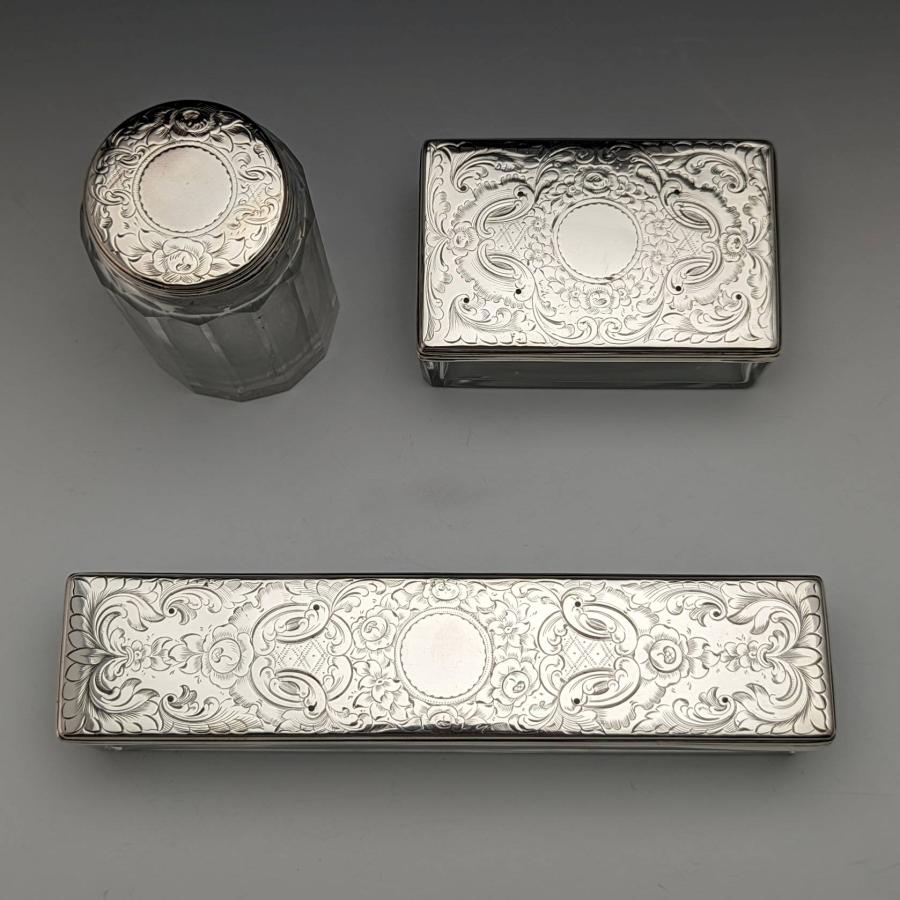 1888年 英国アンティーク 純銀蓋 ガラスボトル長短ペア Army&amp;Navy Cooperative 1888年 英国アンティーク 純銀蓋 ガラスボトル長短ペア