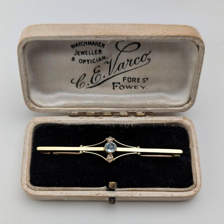 アンティーク 15ctゴールド製ブローチ ブルーストーン＆パール ケース入 アンティーク 15ctゴールド製ブローチ ブルーストーン＆パール