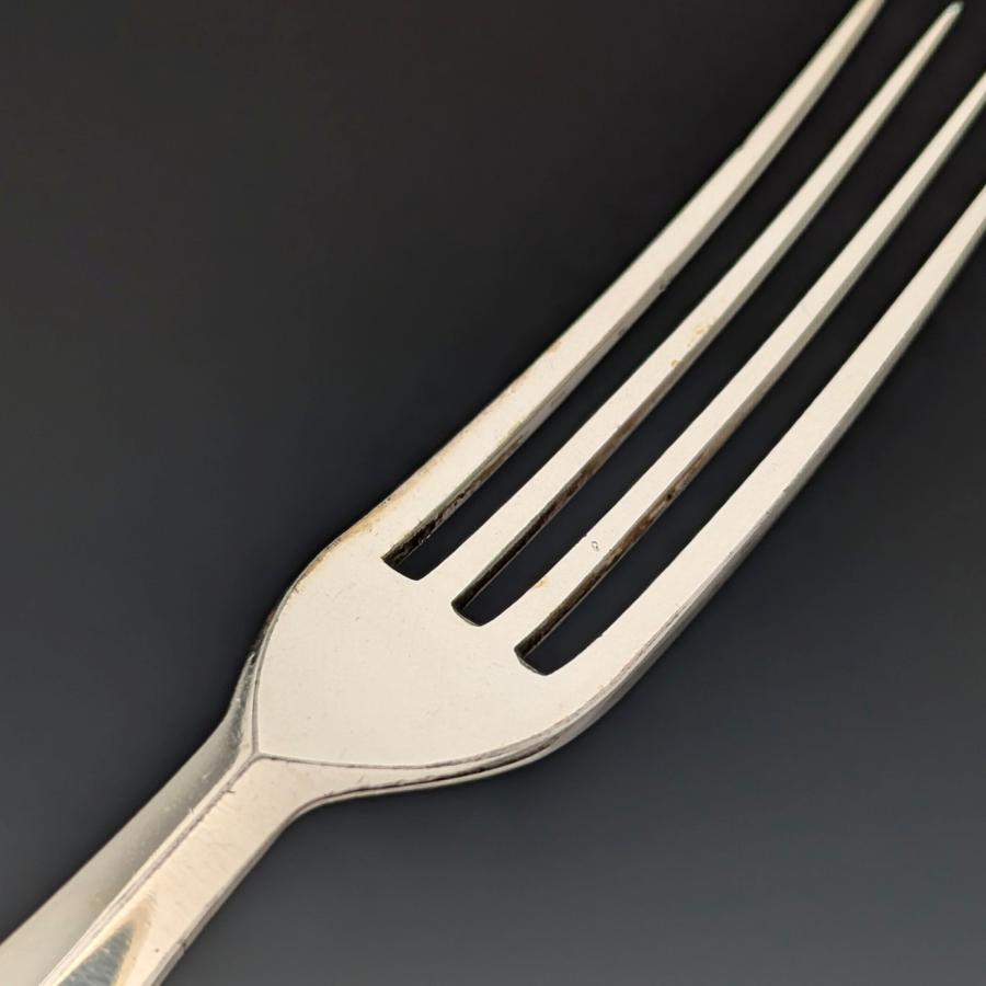 1881年頃 英国アンティーク 白蝶貝ハンドル デザートカトラリー10ペアセット 木箱入り 1881年頃 英国アンティーク 白蝶貝ハンドル デザートカトラリー