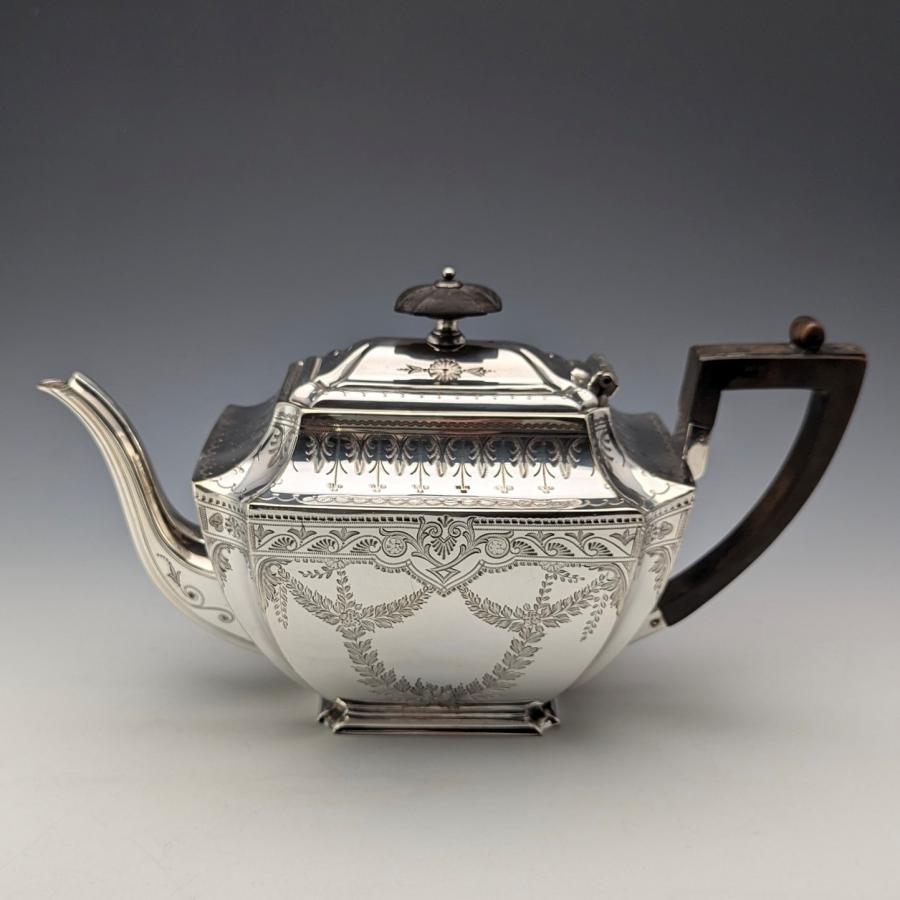 1894年 英国アンティーク シルバープレート製 ティーセット 3点セット Atkin Brothers 1894年 英国アンティーク シルバープレート製 ティーセット 3点