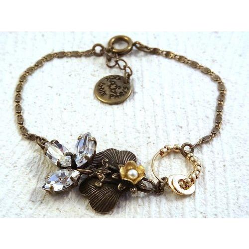 Eric et Lydie　The Flowerballsシリーズ　ハンドメイドブレスレット（フランス