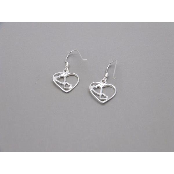ピアス　シルバー925　シンプル　軽量　　　　　ハートin２ハート  ピアス |  | 03