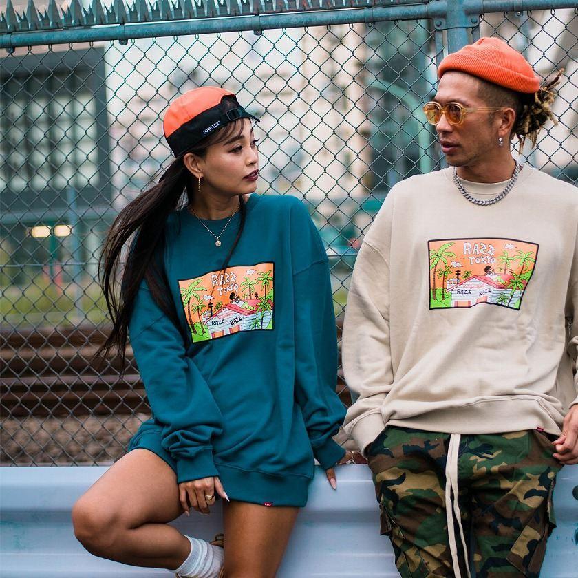 トレーナー メンズ スウェット Razzis ラズ Graphic Print Trainer 3colors ユニセックス 黒 ブルー ベージュ M L Xl 秋 冬 21 Rzbf19 11 シルバーバレット 通販 Yahoo ショッピング