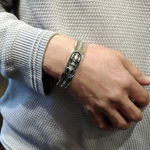 ZOCALO（ソカロ） クラウン・ドージェ ・バングル: Crown Dorje Bangle