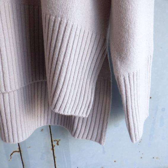 【エシカルプラス】定価13,200円 NARU(ナル) タスマニアラムコモドニット 650600 |  | 05