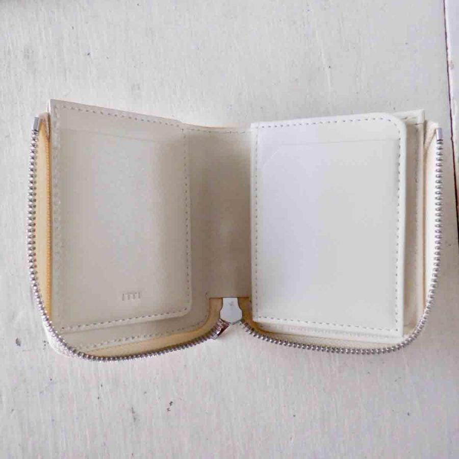 【期間限定ポイント5倍】ITTI イッチ CRISTY VERY COMPACT WLT.5 / SHIRO ITTI-WLT-001.5-SHR 白鞣し革 |  | 03