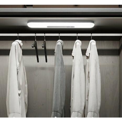 TR-LEB004 充電式 スリムセンサーライト 70lm 2段階 調光 キッチン 納戸 廊下 屋内 USB センサー ライト (06) |  | 01