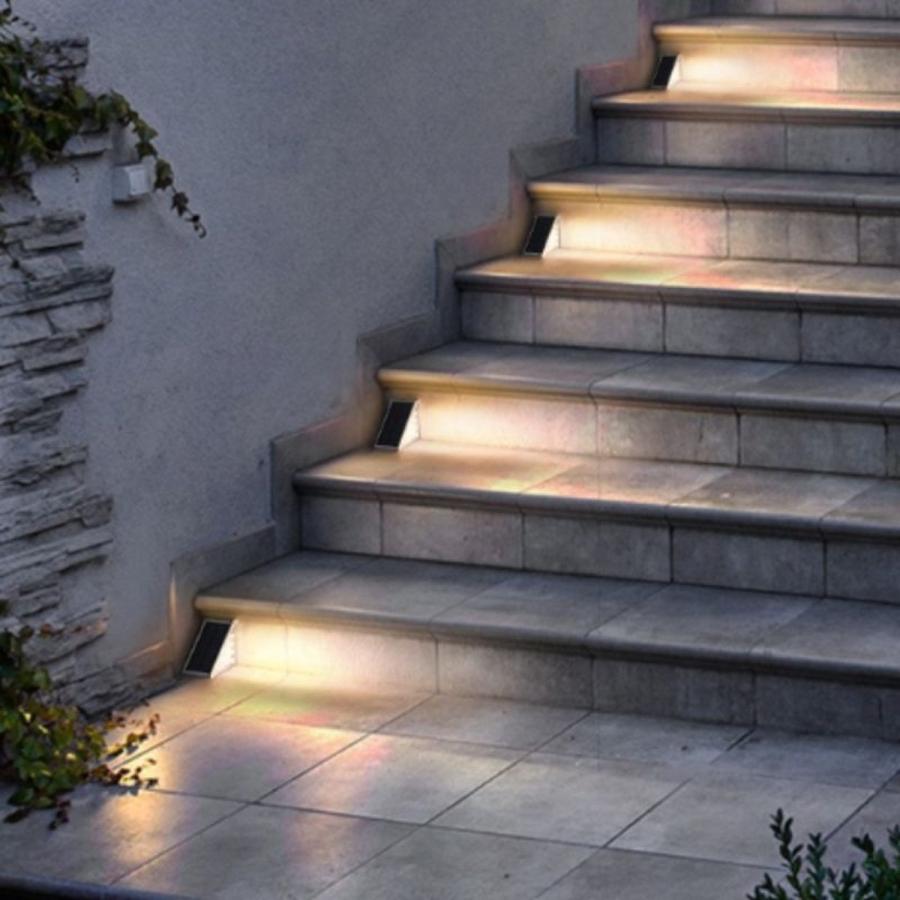 TR-SGL005-D 階段を照らすソーラーライト 2個セット 電球色 LED 太陽光 ソーラー 屋内 屋外 階段 玄関 庭 ガーデン (06) |  | 02