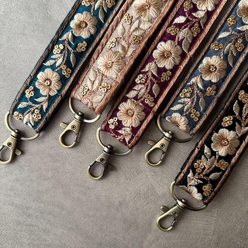 ◆インド刺繍リボンストラップ定番(4900)【メール便3個まで】|インド刺ストラップ スマホショルダー カメラストラップ バッグストラップ ハンドメイド | ブランド登録なし | 10