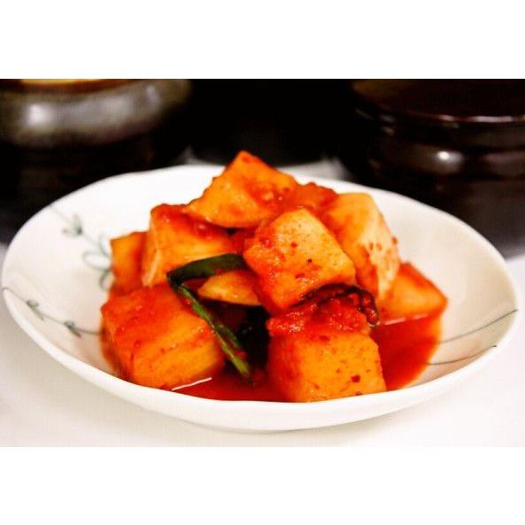 大根キムチ カクテキ 500ｇ 辛さ控えめ 手作りキムチ専門店 フルーツキムチ 新鮮 発送日に製造完成 大根 |  | 02