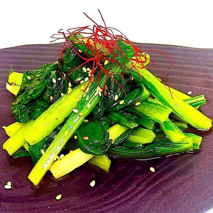 小松菜ナムル ３００g 送料無料 塩・ごま油味 こまつな 冷凍 歯ごたえが戻る （汁は捨てずにナムルに浸けたままにする)  手作りキムチ専門店 |  | 02