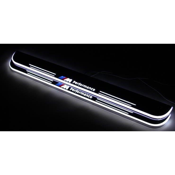 新販売センター BMW Mパフォーマンス 　流れる LED サイドステップ スカッフ プレート 1２3 4 5 6 7 X1 X3 X4 X5 X6 Z4 M6 アンビエントライト
