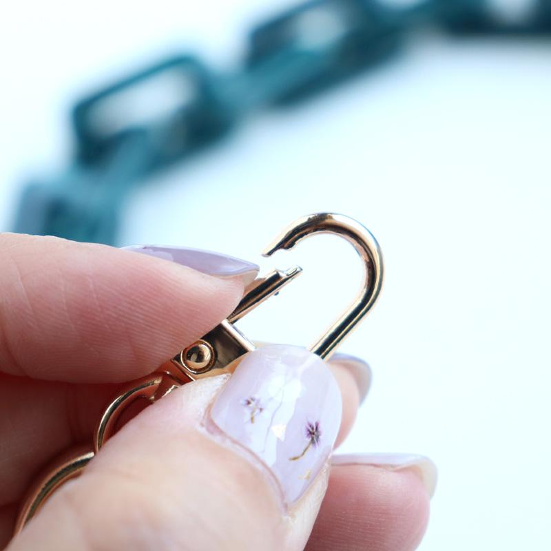 スマホショルダーストラップ チェーン 紐 アクリル スクアエチェーン