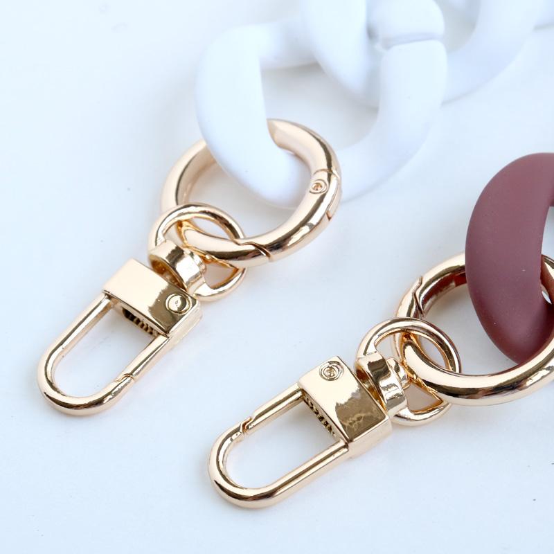 スマホショルダーストラップ チェーン 紐 アクリル ツイストチェーン