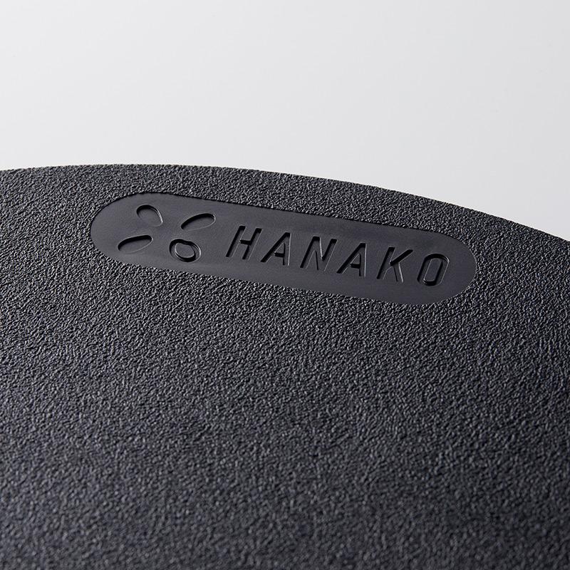 HANAKO カッティングボード まな板 黒 白 エラストマー カッティングボード Lサイズ 抗菌 耐熱 食洗機可 日本製 国産 丸型 円 D型 キッチン おしゃれ |  | 03