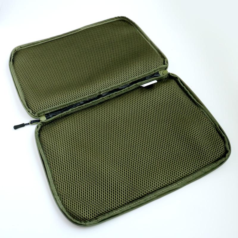 ノートパソコン ケース ラップトップ イージープレイス EZPL. Laptop