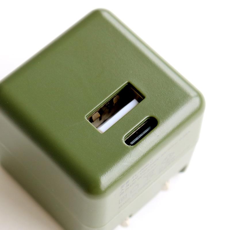 USB ACアダプタ typec typea 小さい コンパクト FLUX ADAPTOR