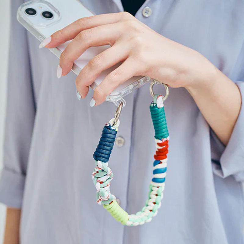 ハンドストラップ スマホ ソロモン編み込み マルチカラー ショートストラップ3 スマホ スマートフォン マカロニエッジ macaroni edge メール便OK | ブランド登録なし | 14