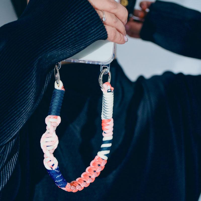 ハンドストラップ スマホ ソロモン編み込み マルチカラー ショートストラップ3 スマホ スマートフォン マカロニエッジ macaroni edge メール便OK | ブランド登録なし | 09