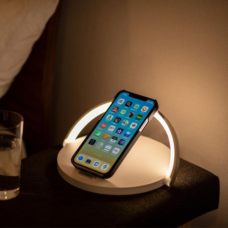 ワイヤレス充電器 スタンド ライト ≪Opt! オプト≫ チャージャー スタンドライト Qi ベッドサイド デスク 照明 インテリア おしゃれ 木目 プレゼント | ブランド登録なし | 10