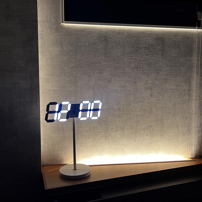 値下げ5,980円→4,980円＞デジタル時計 壁掛け 時計 LED セグロック