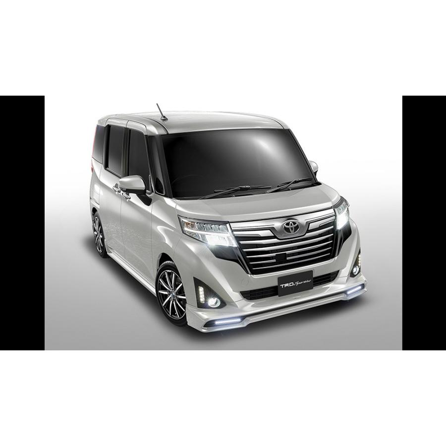 新品ルーミーTRD GRサイドスカート右側