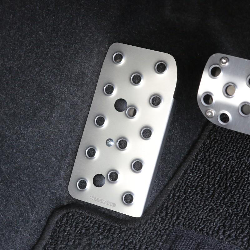 アピオ ジムニー JB64 シエラJB74 ATドライバーズフットレスト