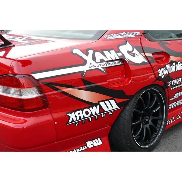 C35ローレル用D-MAXフロントフェンダー