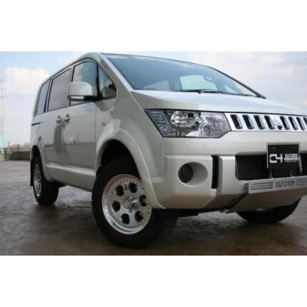 ELFORD デリカ D5 前期オーバーフェンダー　9mm 未塗 美品です！ エルフォード デリカD5 前期 オーバーフェンダー FRP 未塗装 Elford