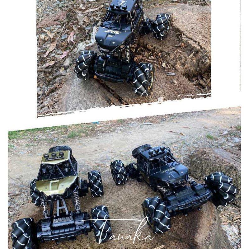 男女兼用 ラジコンカー 4wd Rcカー 1 16 オフロード プレゼント 子供 お歳暮 クリスマス リモコンおもちゃ 車おもちゃ 電動 360 ドリフト 腕時計型 27cm 自動車 カラー シャンパンゴールド