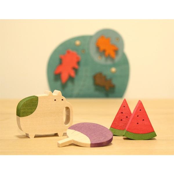 彩り歳時記8月　金魚と夏　金魚　スイカ　蚊取り線香　季節飾り　季節の置物 |  | 01