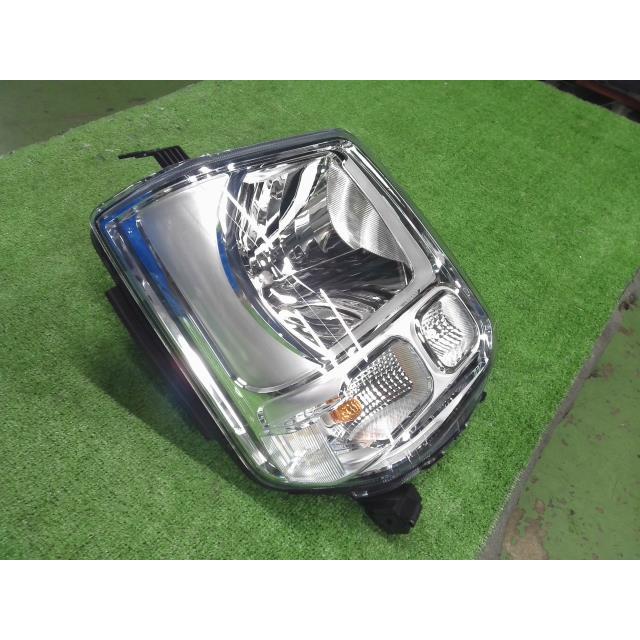 エブリィ 3BA-DA17W 右ヘッドランプASSY ZVD 35120-64P11 