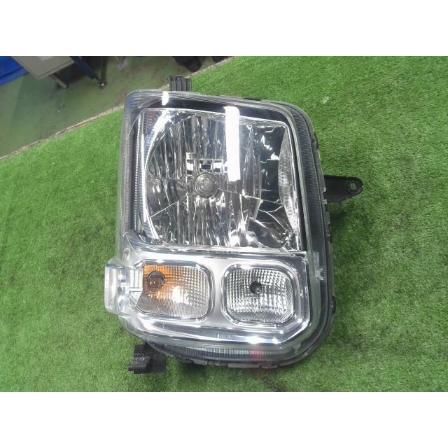 NV100クリッパーDR17V 右ヘッドライト