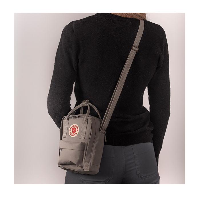 FJALL RAVEN（フェールラーベン） ショルダーバッグ 23797 カンケン