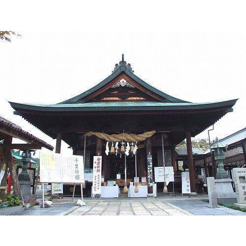 交通安全 提灯お守り 開運厄除け 商売繁盛 家内安全 吸盤タイプ 祈願済みのお守り Sh Koututyoutin 白崎八幡宮授与所 通販 Yahoo ショッピング