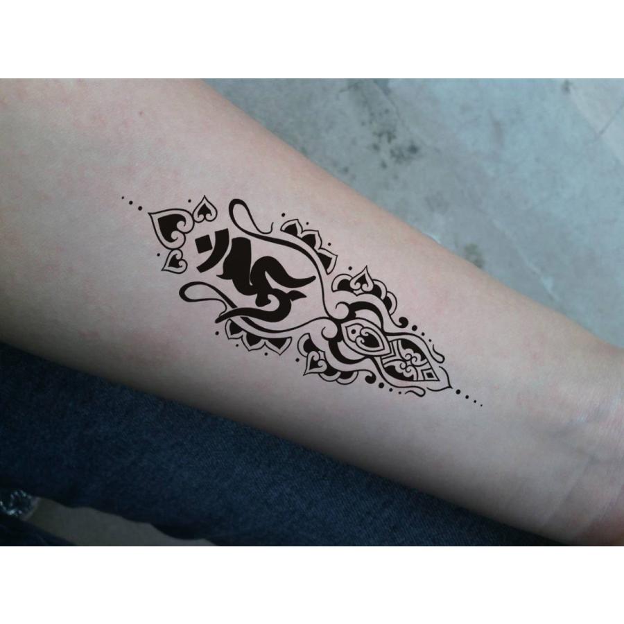 貼るtatoo 防水防汗で長持ち 日本未発売デザイン タトゥーシール 大きい サイズ メール便配送 タトゥシール タトゥー シール Tatoo 入れ墨 ボディシール Tt 027 シルキーウォールステッカー専門店 通販 Yahoo ショッピング