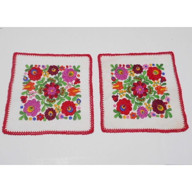 マチョー手刺繍のアンティーク ドイリー2点セット/ハンガリー伝統の 