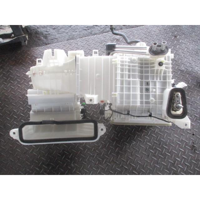 ホンダ GB8 フリード ヒーターユニット 79106-TDK-J41 443350